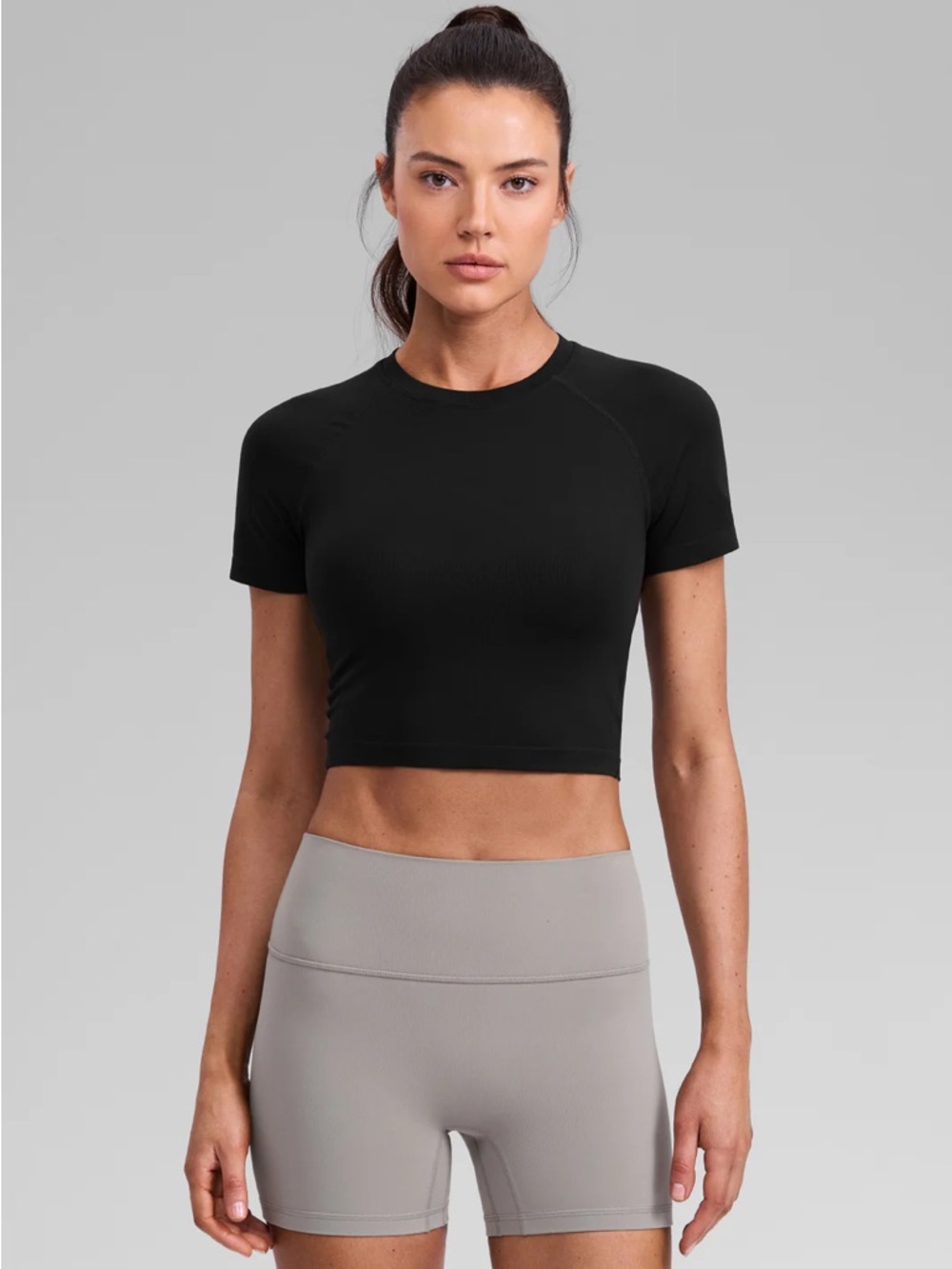 Seamless Crew Neck Cropped Short Sleeve